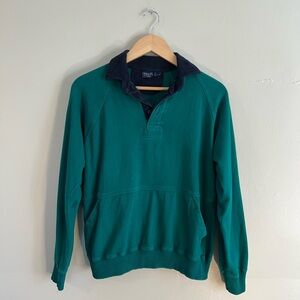 Green Pullover Sweatshirt with Navy Collar 90s Rugby Golf Sporty Casualwear